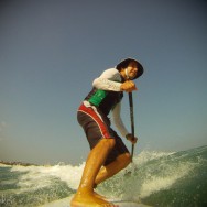 SUP surfing